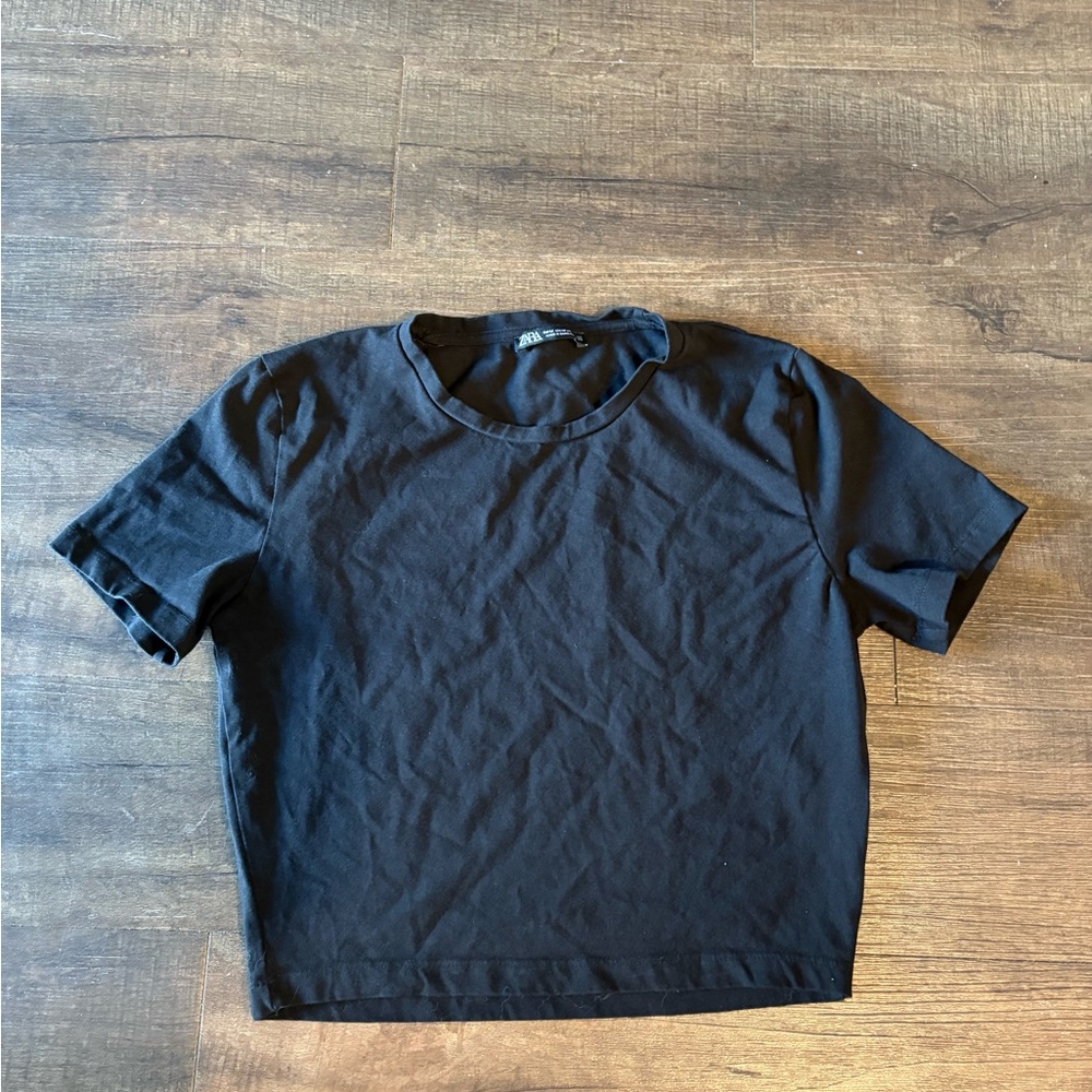 Black Zara Cropped Tee